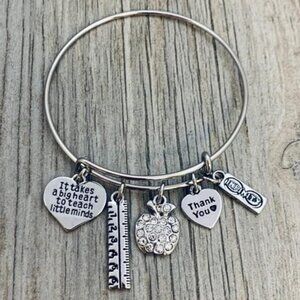 Teacher Bracelet - Big Heart Teaches Little Minds